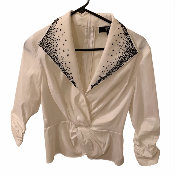 Tadashi Shoji Tops - 💕3/$22 Tadashi Collection white top w/black beads